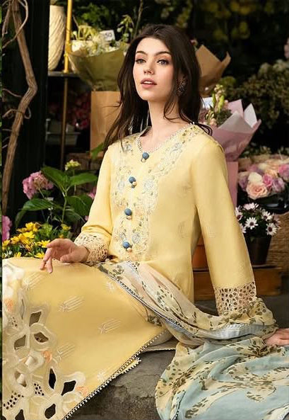 MushQ  Embroided lawn