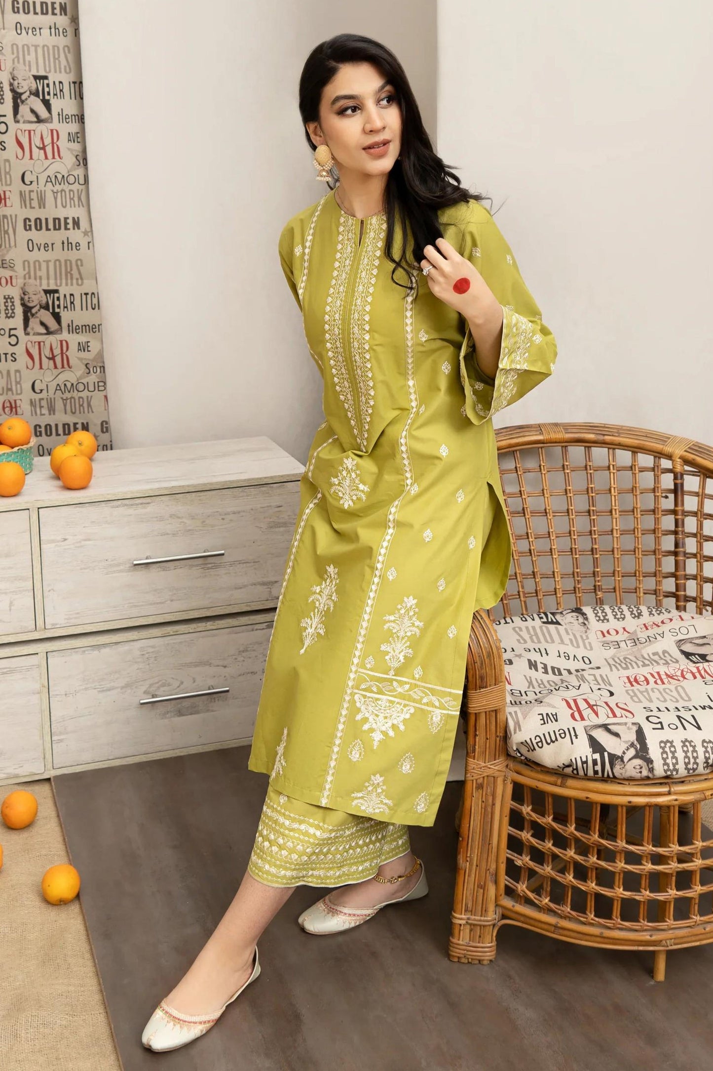 URGE - 3PC LAWN EMBROIDERED SHIRT WITH MANAAR PRINTED DUPATTA  AND EMBROIDERED TROUSER - HZG1597